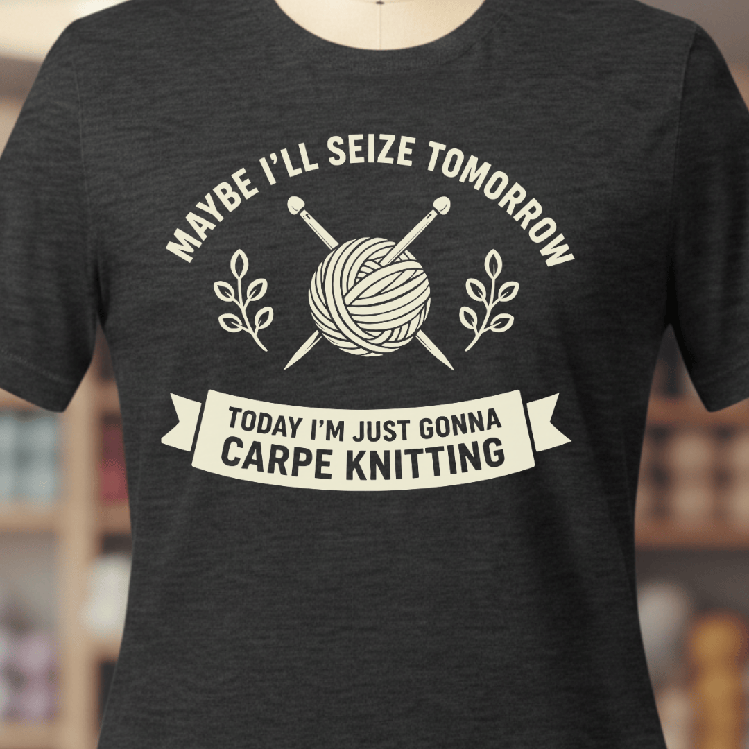 Carpe Knitting T-Shirt Dark Grey / XS