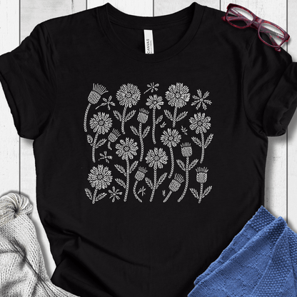 Boho Yarn Flowers T-Shirt Black / S