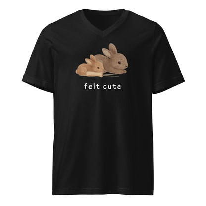 Felt Cute V-Neck T-Shirt Black / S