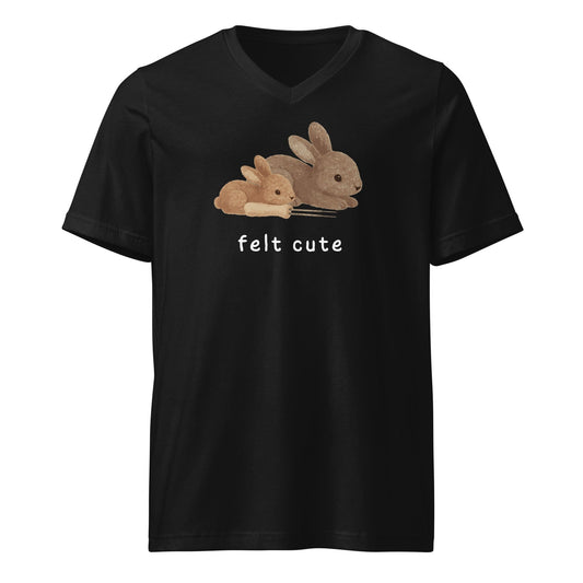 Felt Cute V-Neck T-Shirt Black / S