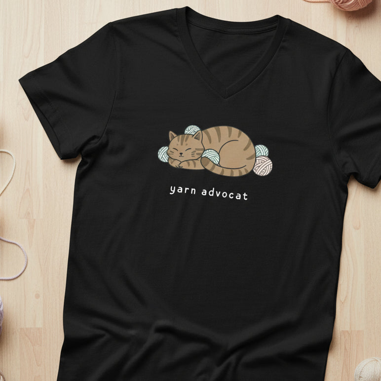 Yarn Advocat V-Neck T-Shirt Black / S