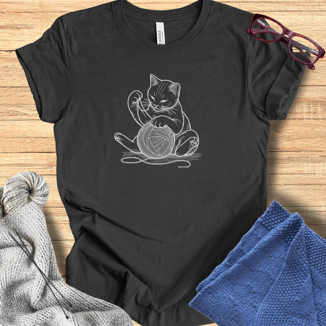 Cat Playing with Yarn T-Shirt Dark Grey / S