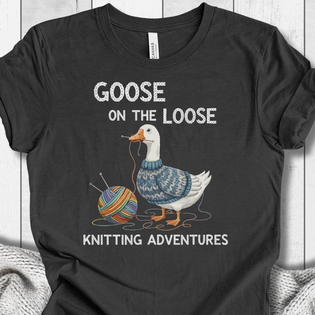Goose on the Loose T-Shirt Dark Grey / XS