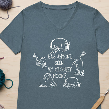 Lost Crochet Hook V Neck T-Shirt Heather Slate / S