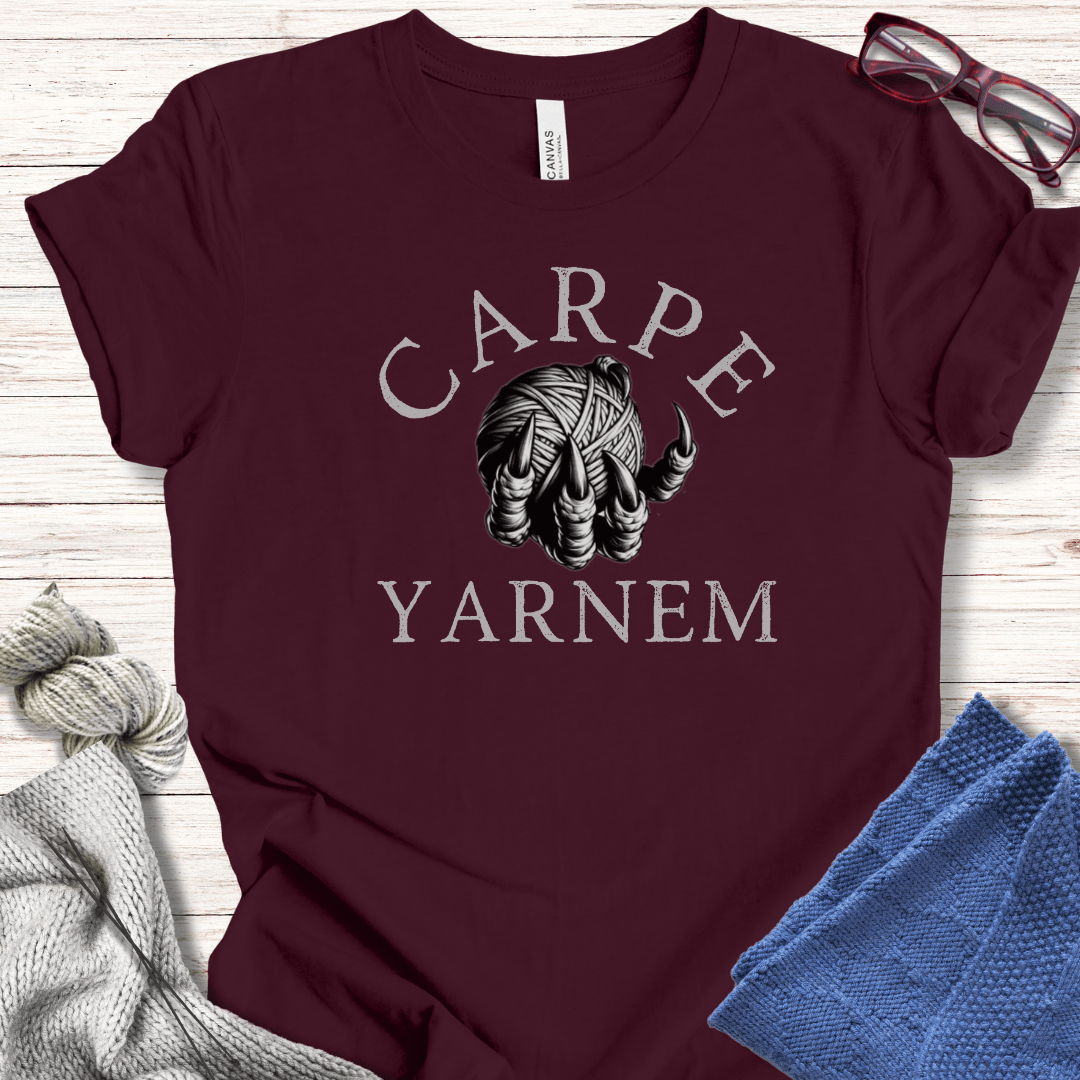 Carpe Yarnem T-Shirt Maroon / S
