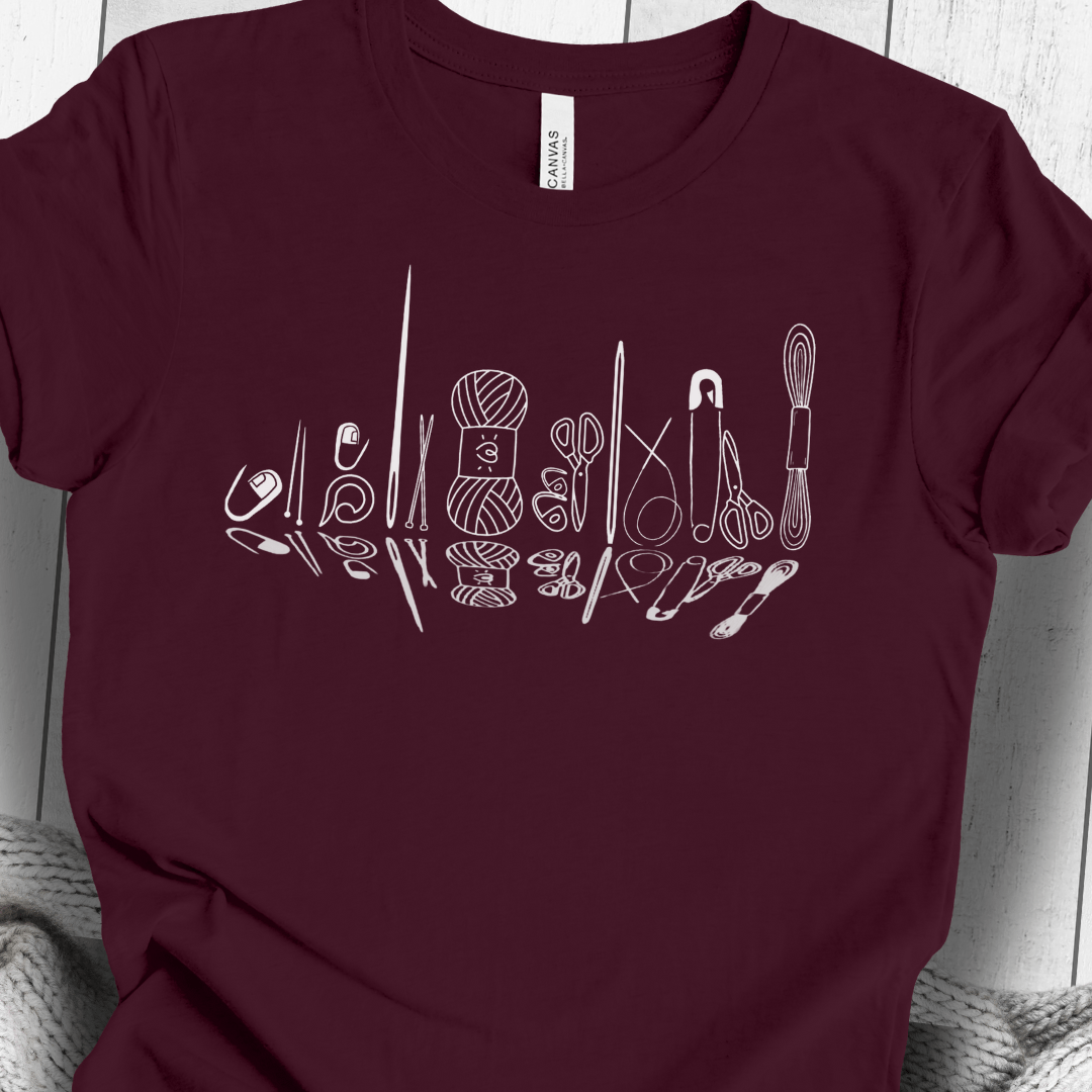 Knitting Tools Skyline T-Shirt Maroon / S