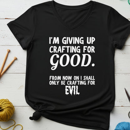 Crafting for Good V Neck T-Shirt Solid Black Blend / S
