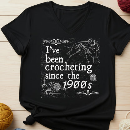 Crocheting Since the 1900s V Neck T-Shirt Solid Black Blend / S