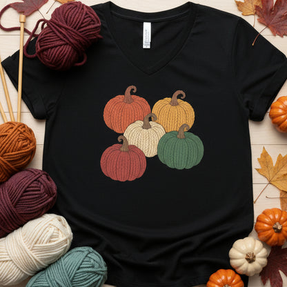 Pumpkins V Neck T-Shirt Solid Black Blend / S