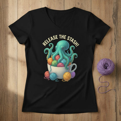 Release the Stash Kraken v-neck t-shirt Solid Black Blend / S