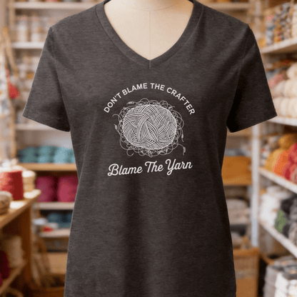 Blame The Yarn V-Neck T-Shirt Dark Grey Heather / S