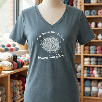 Blame The Yarn V-Neck T-Shirt Heather Slate / S