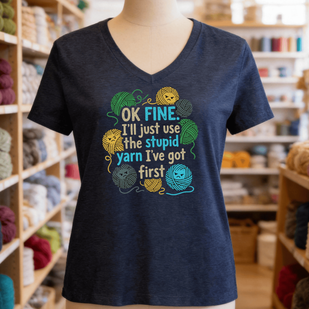 Stupid Yarn V-Neck T-Shirt Navy / S