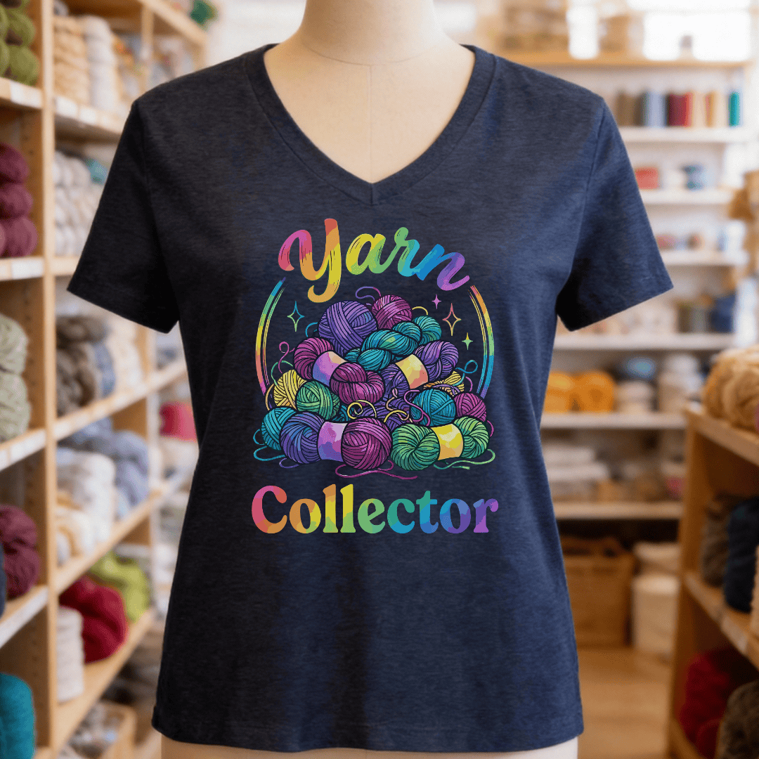 Yarn Collector - Rainbow V-Neck T-Shirt Navy / S