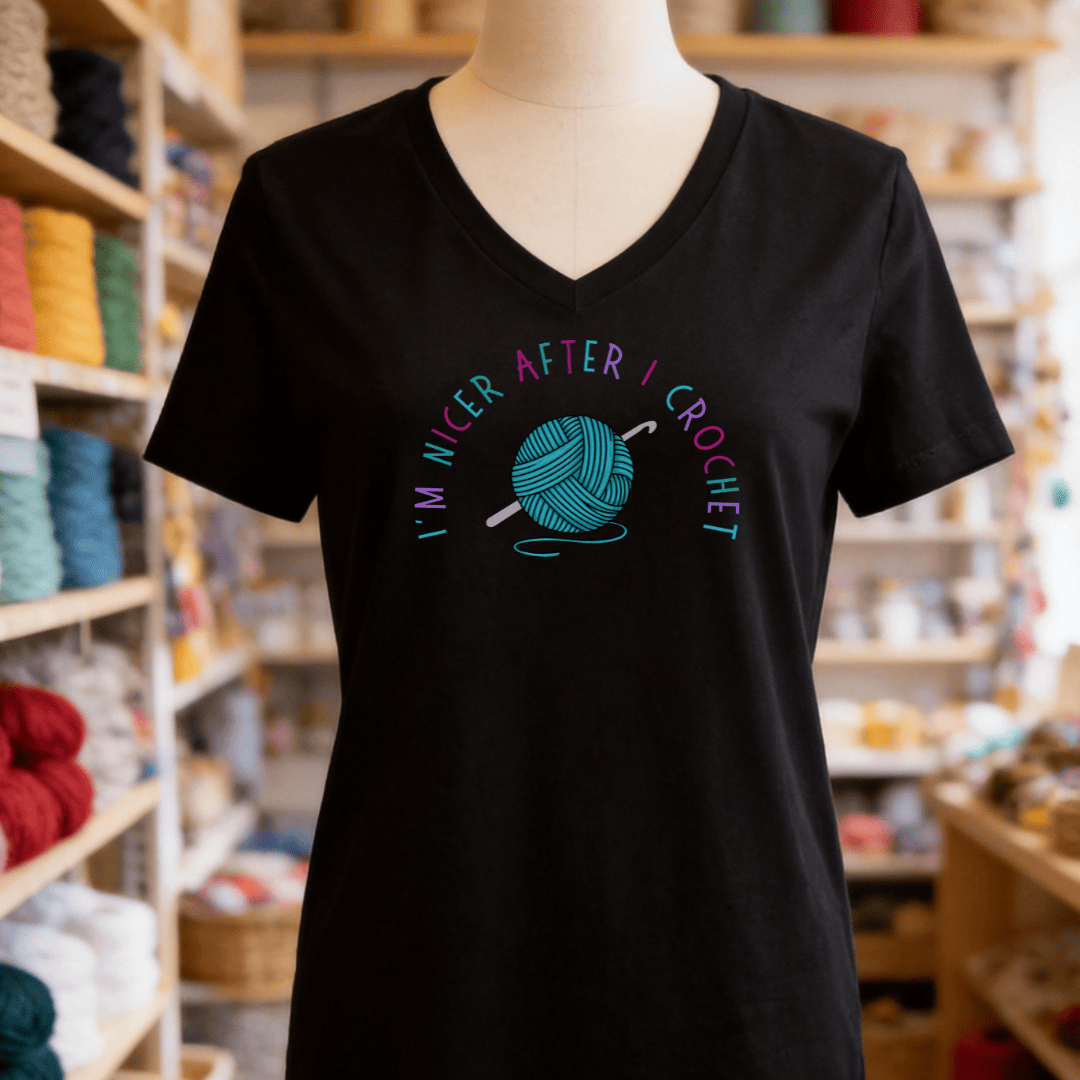 Nicer After Crochet V-Neck T-Shirt Solid Black Blend / S