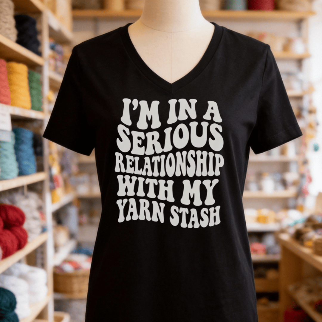Serious Relationship V-Neck T-Shirt Solid Black Blend / S